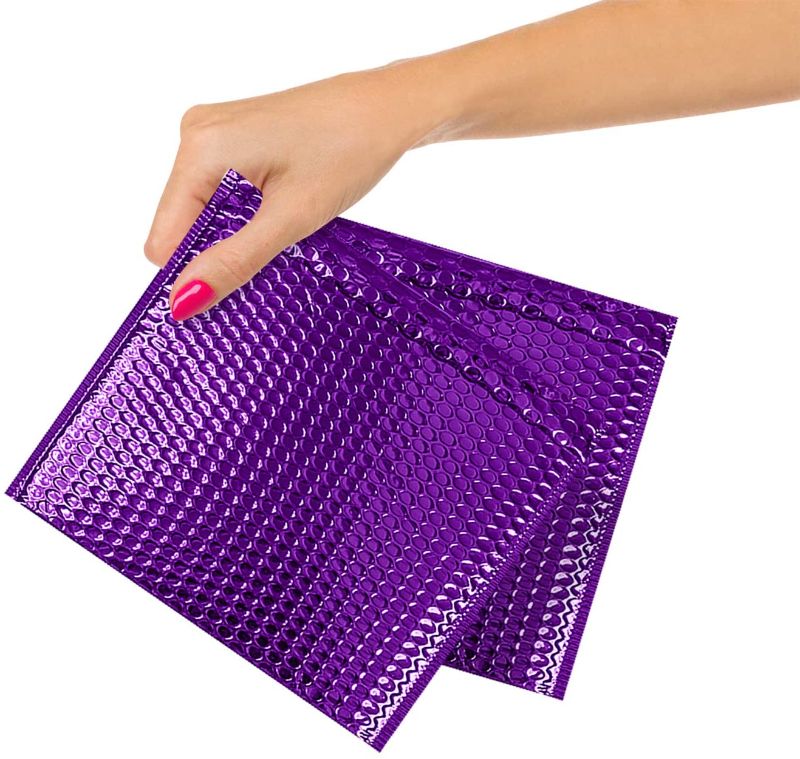 Photo 1 of  25 Purple Metallic Bubble Mailers Glamour Bubble Mailers Peel and Seal Envelopes Padded Mailing Envelopes for Shipping
6.5" x 9"