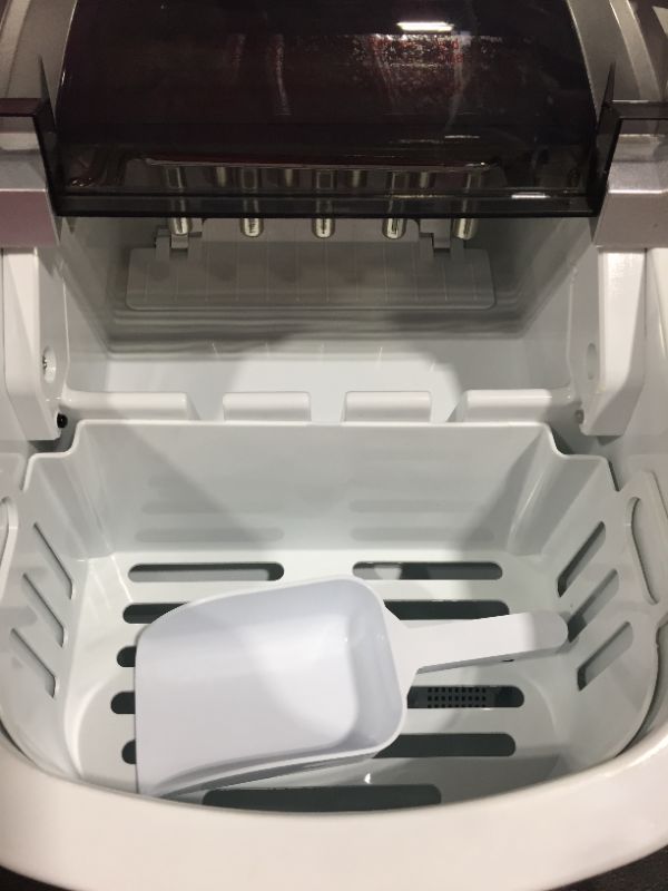 Photo 3 of Frigidaire EFIC189-Silver Compact Ice Maker, 26 lb per Day, Silver
