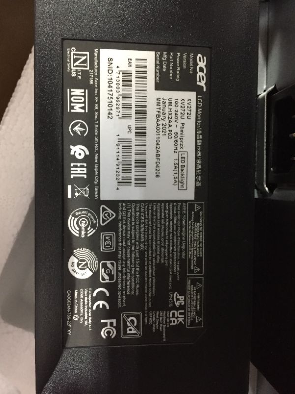 Photo 4 of Acer Nitro XV272U Pbmiiprzx 27" WQHD (2560 x 1440) IPS G-SYNC Compatible Monitor, 144Hz, 1ms VRB,
