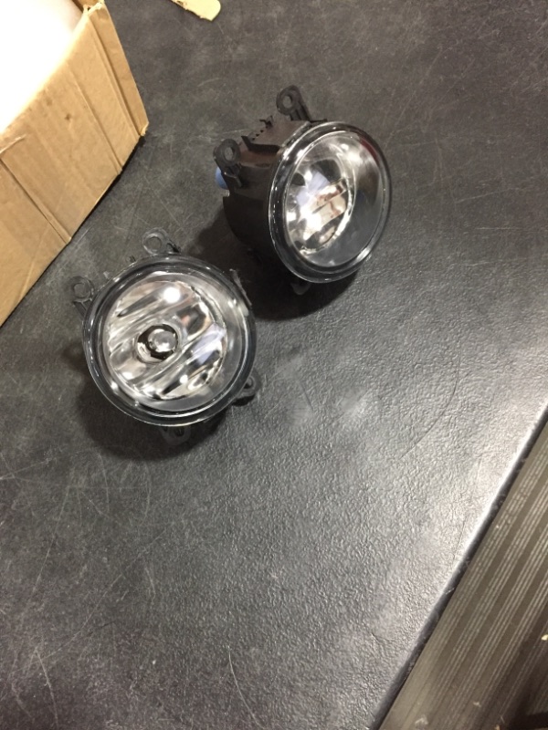 Photo 2 of Fog Light Set DIY SOLUTIONS LHT00880