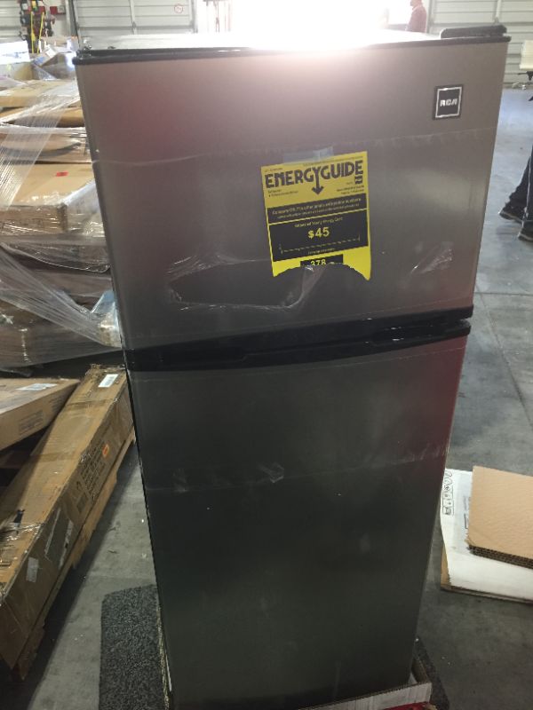 Photo 2 of 7.5 cu. ft. Refrigerator with Top Freezer in Stainless Look