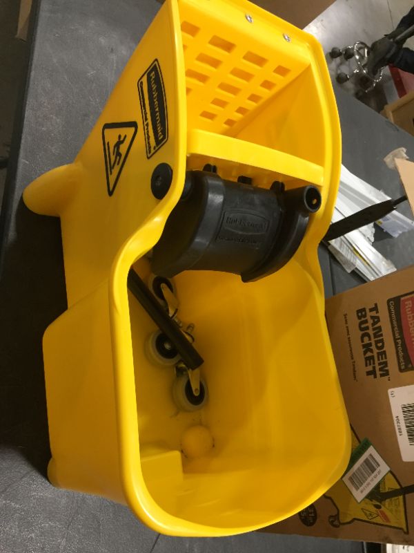 Photo 2 of 31 Qt. Tandem Mop Bucket