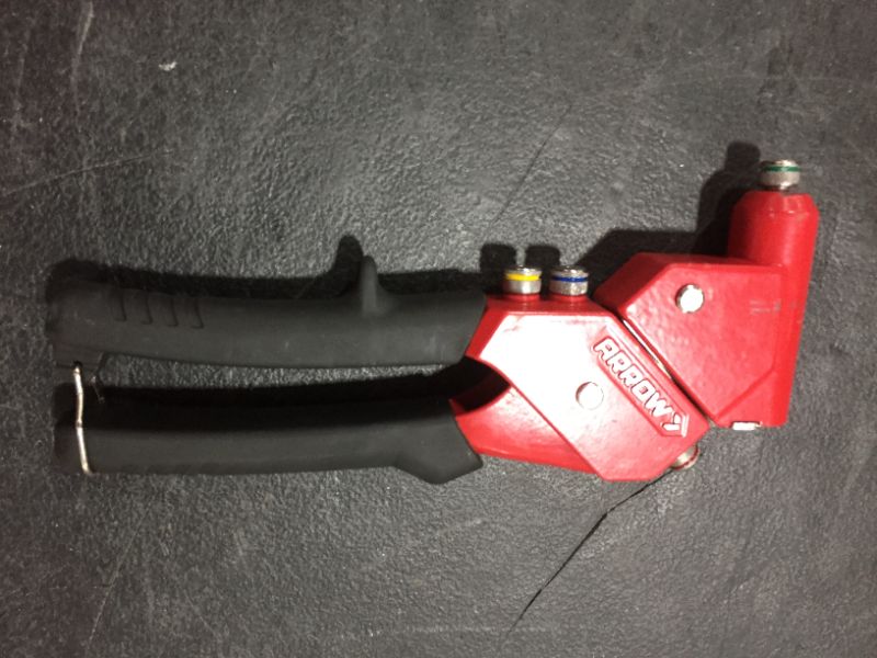 Photo 2 of Arrow RT187SHK 1-Handed Swivel Riveter Kit