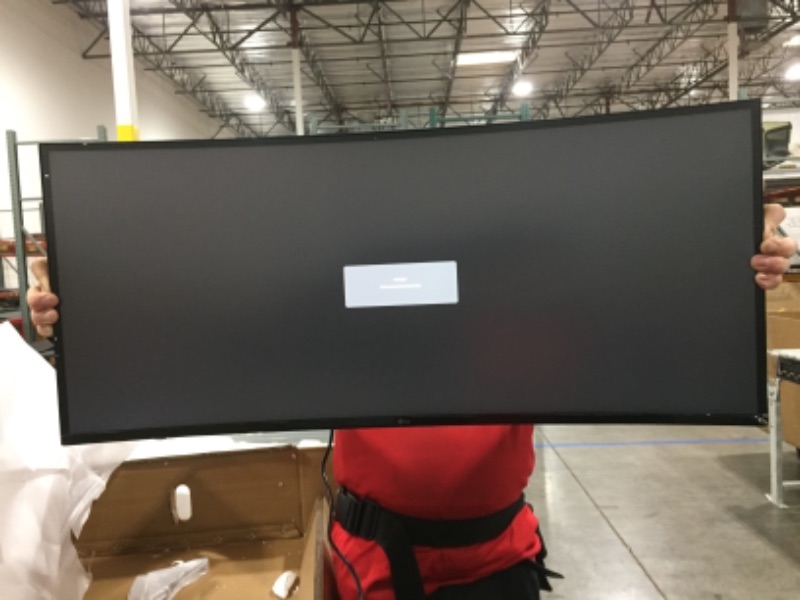 Photo 1 of LG 34WN80C-B UltraWide Monitor 34” 21:9 Curved WQHD (3440 x 1440) IPS Display, USB Type-C (60W PD) , sRGB 99% Color Gamut, 3-Side Virtually Borderless Design, Tilt/Height Adjustable Stand - Black

