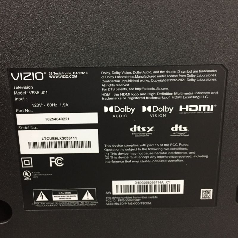 Photo 2 of VIZIO - 58" Class V-Series LED 4K UHD SmartCast TV
