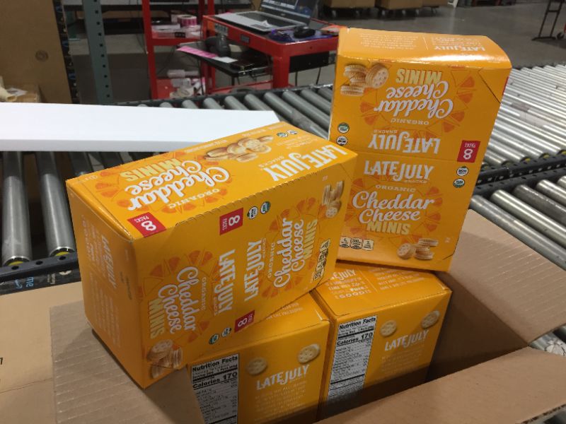 Photo 2 of LATE JULY Organic Mini White Cheddar Cheese Sandwich Crackers, 8 Count Box of 1.125 Ounce Pouches (Pack of 4)
