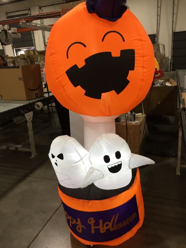 Photo 2 of  5 FT Height Halloween Inflatables Outdoor Built-in for Holiday/Party/Yard/Garden
