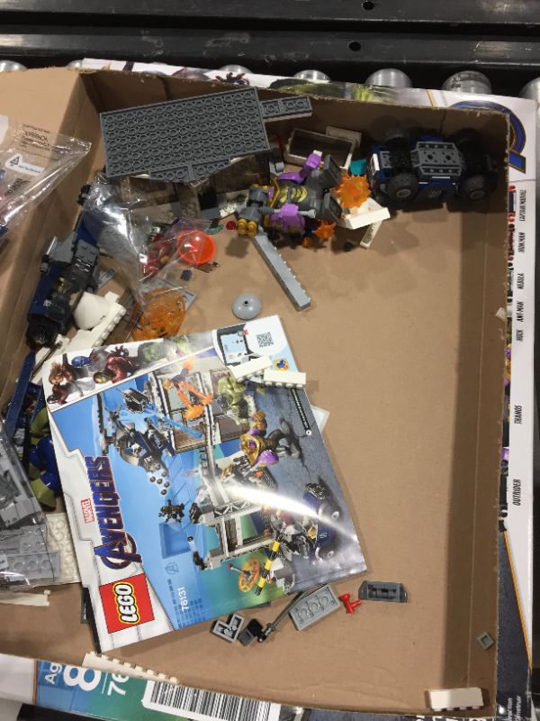 Photo 2 of LEGO Marvel Avengers Compound Battle 76131 Building Set Includes Toy Car, Helicopter, and Popular Avengers Characters Iron Man, Thanos and More (699 Pieces)
