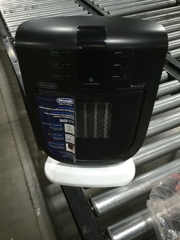 Photo 2 of De'Longhi DCH5915ER Ceramic Compact Heater, 5 lbs, White with Black
