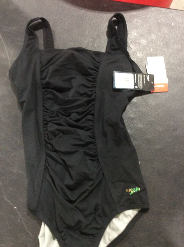 Photo 1 of Speedo Women's Swimsuit One Piece Endurance+ Shirred Tank Moderate Cut
SIZE 8
