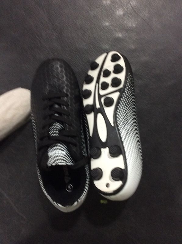 Photo 1 of Vizari Unisex-Kid's Stealth FG Soccer Shoe
SIZE 5