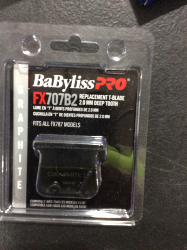 Photo 2 of BaBylissPRO Barberology Replacement Blades for Outlining Hair Trimmers (FX787)
