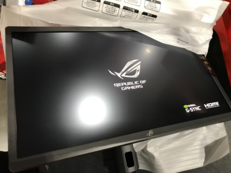 Photo 2 of ASUS ROG Strix 27” 4K HDR 144Hz DSC Gaming Monitor (XG27UQR) - UHD (3840 x 2160), IPS, 1ms, Extreme Low Motion Blur, DisplayHDR 400, DCI-P3 90%, G-SYNC Compatible, Eye Care, DisplayPort, HDMI, USB 3.0
