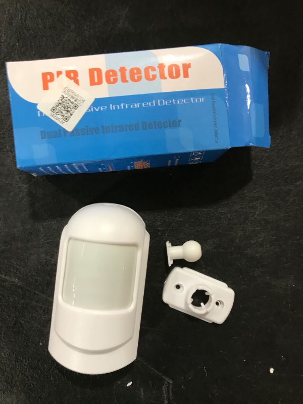 Photo 1 of  PIR Motion Detector, 35 Foot (1)
