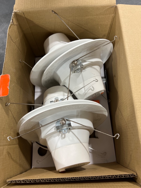 Photo 1 of 5/6 in. Matte White Integrated LED Recessed Trim 5-Ways (4-Pack)
