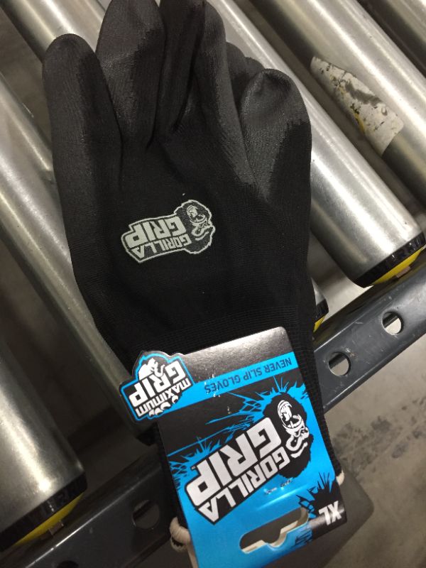 Photo 1 of XL Gorilla Grip Glove, Black
