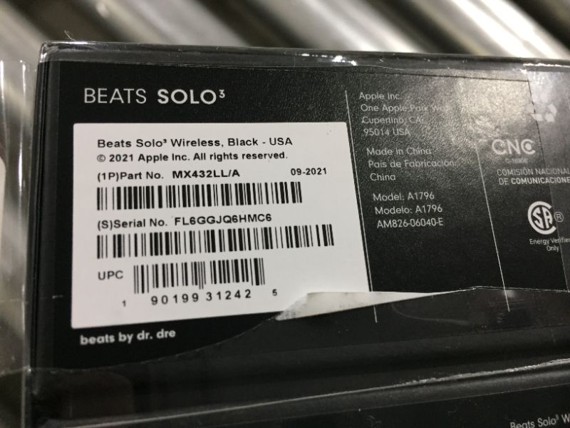 Photo 3 of Beats by Dr. Dre - Solo³ The Beats Icon Collection Wireless On-Ear Headphones - Matte Black, SEALED
