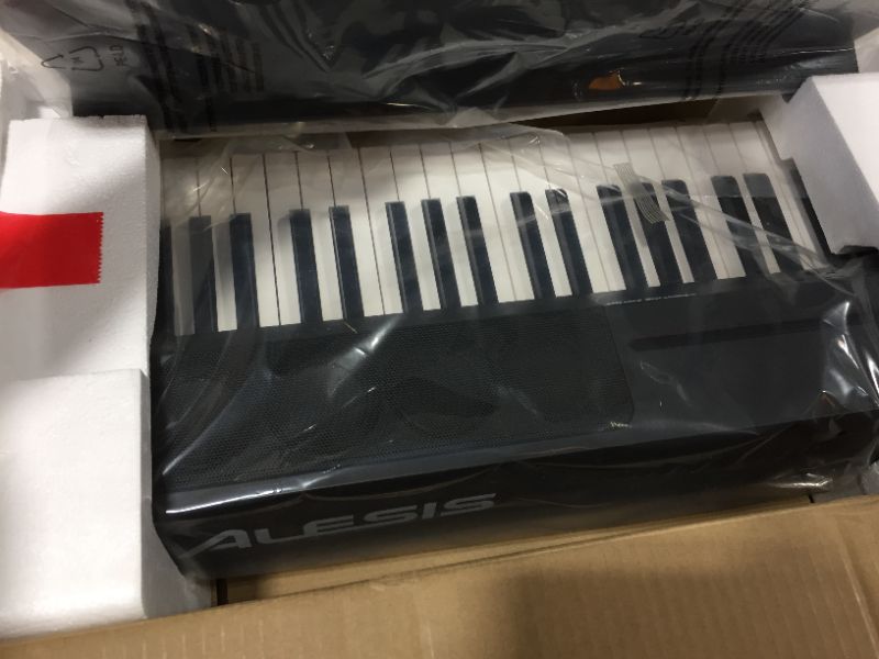 Photo 1 of Alesis Prestige Artist 88-Key Digital Piano with Graded Hammer-Action Keys

