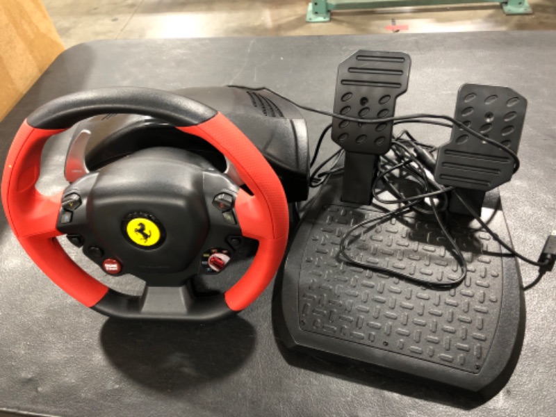 Photo 2 of Thrustmaster Ferrari 458 Spider Racing Wheel for Xbox One