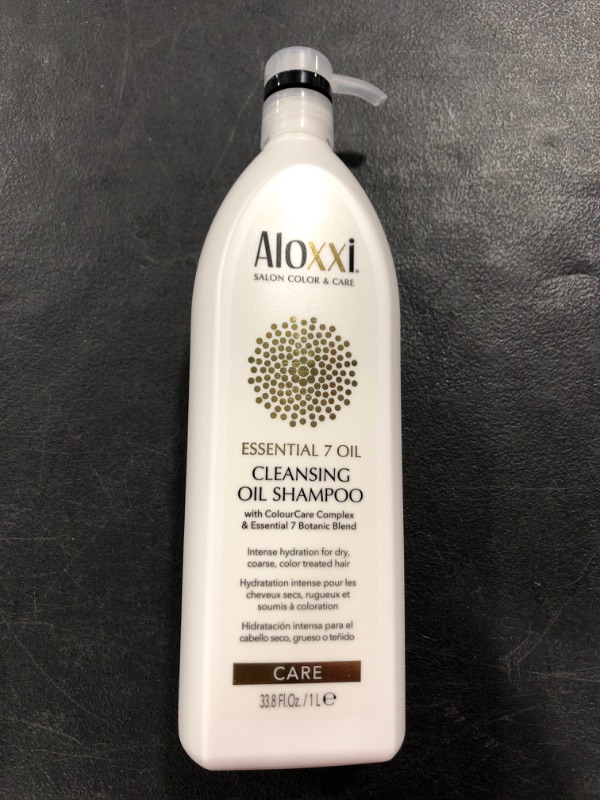 Photo 2 of ALOXXI Essential 7 Oil Cleansing Oil Shampoo

