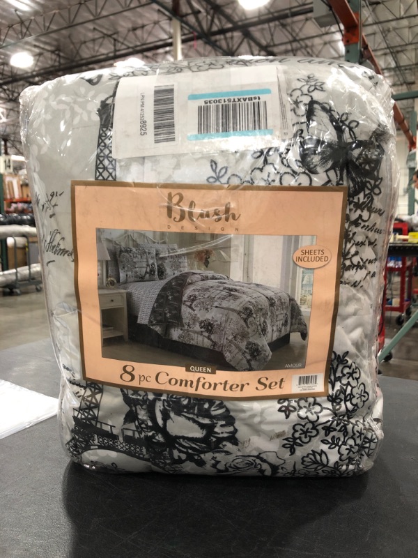 Photo 2 of Avondale Manor 8 Piece Amour Comforter Set, Queen, Black/White. PRIOR USE.
