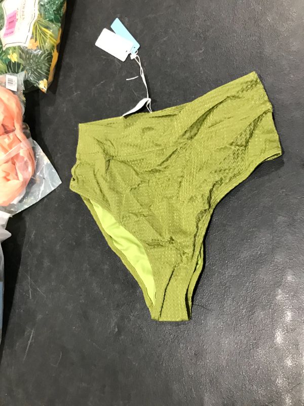 Photo 1 of CUPSHE WOMENS SWIM SUIT BOTTOM...LARGE...