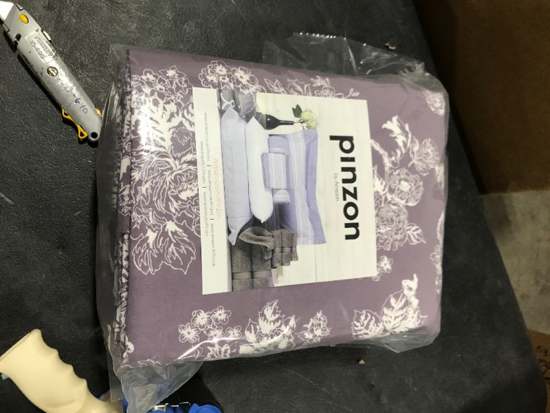 Photo 2 of Brand – Pinzon Cotton Flannel Bed Sheet Set - California King Floral Lavender
