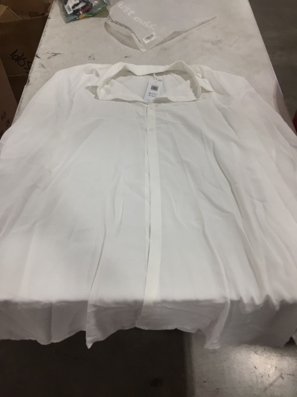 Photo 2 of CUPSHE Nala White Button Front Shirt Kimono (S)

