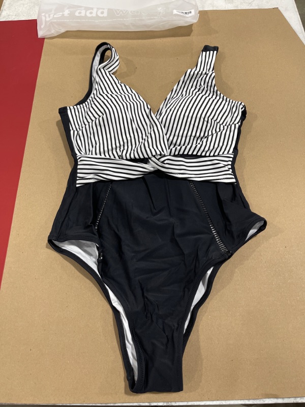 Photo 1 of CUPSHE Striped Twist Scoop Back One-Piece Swimsuit (L)
