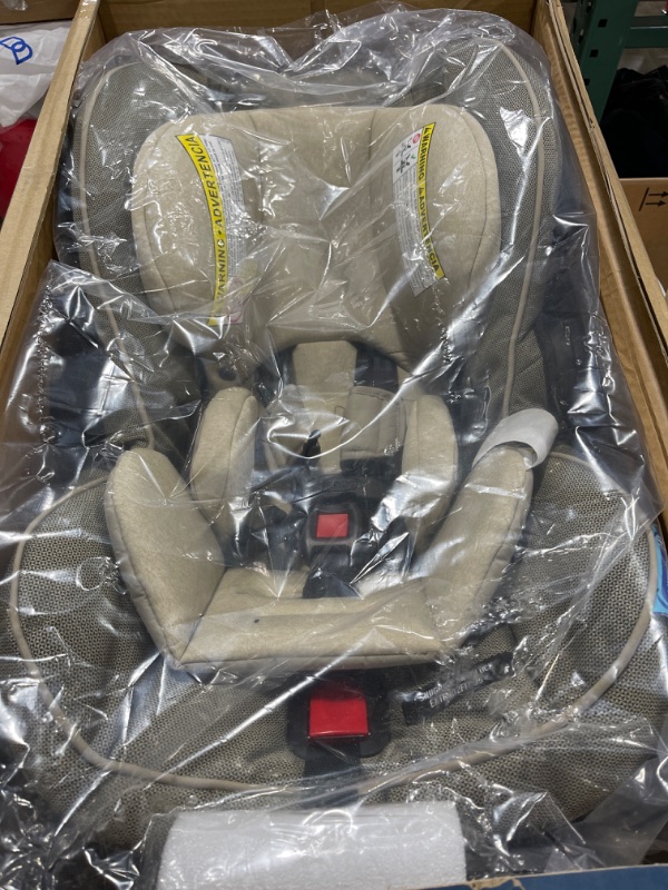 Photo 2 of Graco SnugRide SnugLock Extend2Fit 35 Infant Car Seat | Ride Rear Facing Longer with Extend2Fit, Haven
