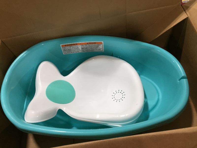 Photo 2 of Fisher-Price Whale of a Tub Bathtub
