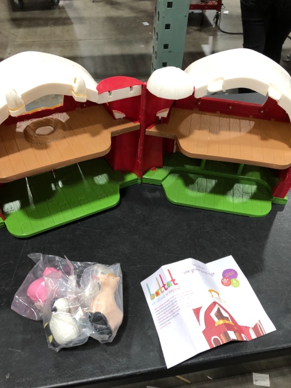 Photo 1 of Battat – Big Red Barn – Animal Farm Playset for Toddlers 18M+ (6Piece), Dark Red, 13.5" Large x 9" W x 12" H
