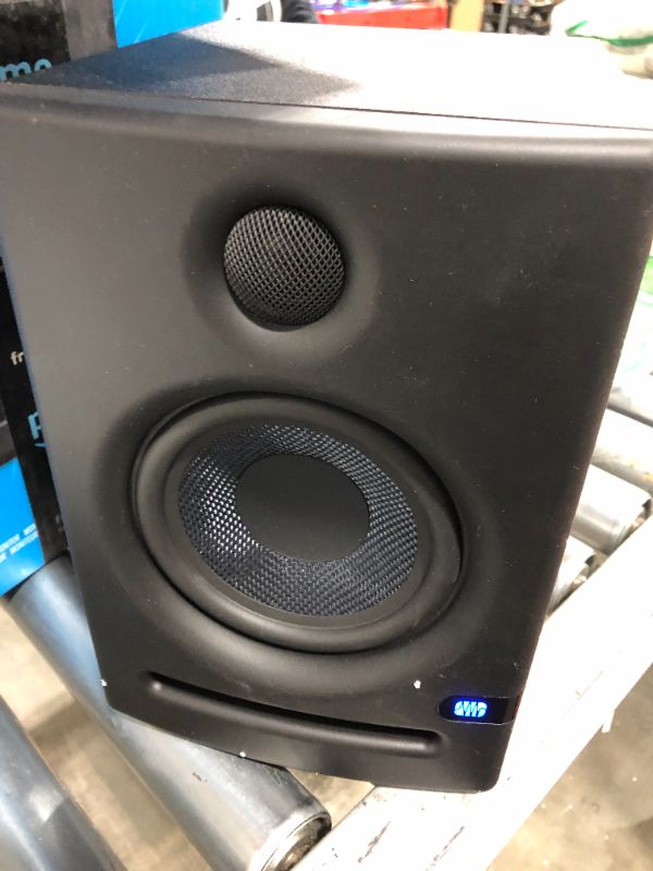 Photo 4 of PreSonus - Eris E5 2-Way Active Studio Monitor (Each) - Black
