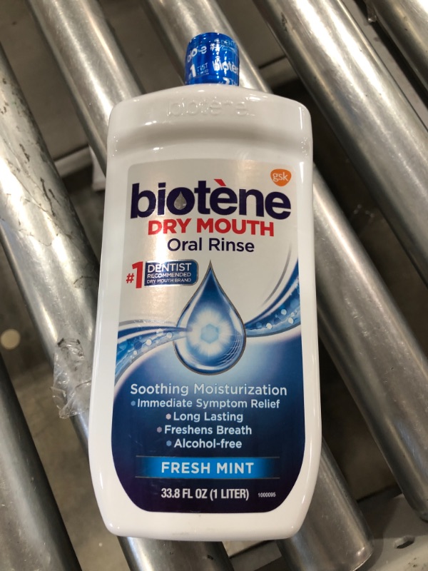 Photo 2 of Biotene Moisturizing Dry Mouth Oral Rinse Mouthwash, Fresh Mint, 33.8 Oz
