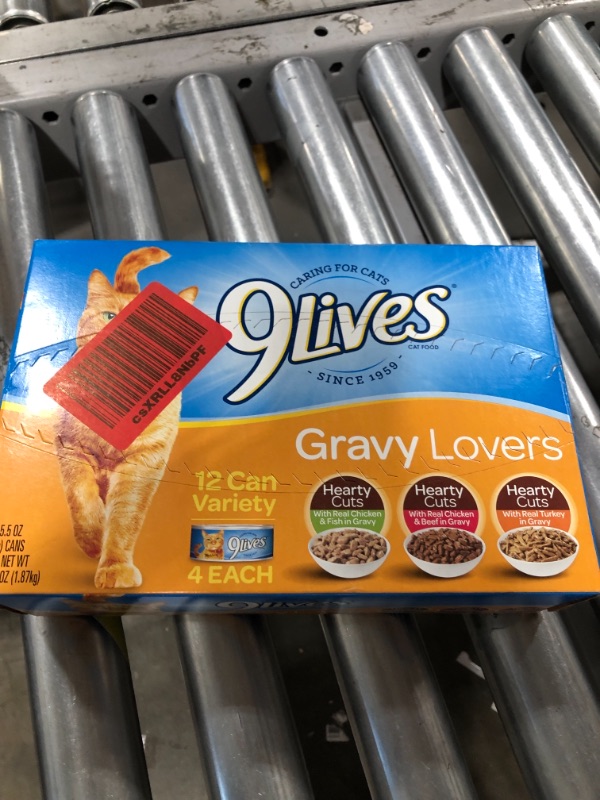 Photo 2 of 9 Lives 12 Count 5.5 Oz Gravy Lovers Variety Pack Cat Food
