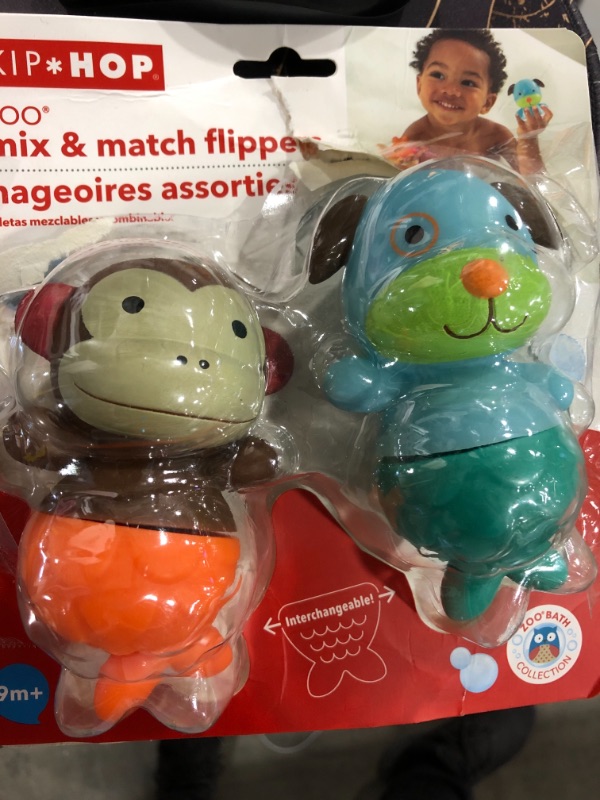 Photo 2 of Skip Hop Baby Bath Toy, Zoo Mix & Match Flippers, Monkey/Dog 2 Count (Pack of 1)
