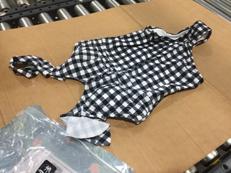 Photo 1 of CUPSHE Black And White Gingham Ruffle One Piece Swimsuit, SIZE M