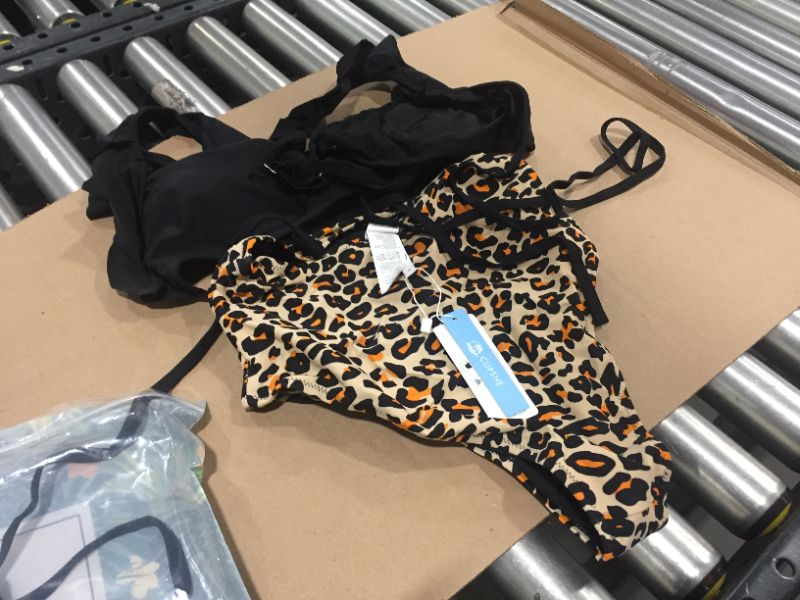 Photo 2 of CUPSHE Black And Leopard Falbala Bikini, SIZE S