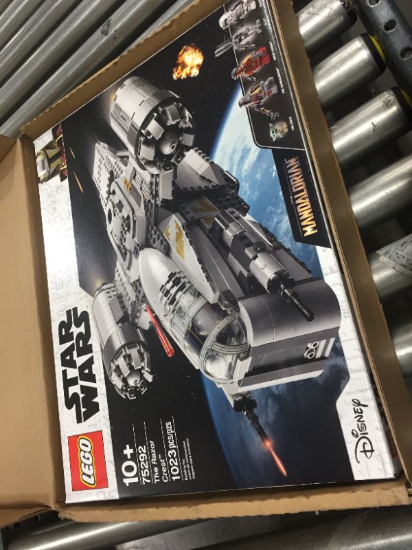 Photo 2 of LEGO Star Wars: The Mandalorian The Razor Crest 75292 Exclusive Building Kit, New 2020 (1,023 Pieces), SEALED
