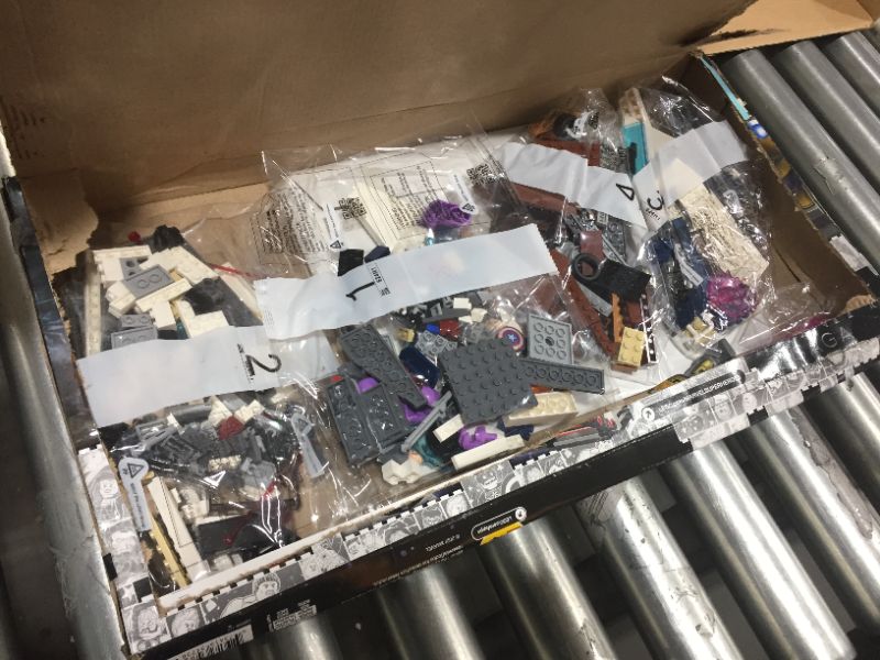 Photo 2 of LEGO Marvel Avengers: Endgame Final Battle 76192 Collectible Building Kit; Battle Scene at The Avengers’ Compound; New 2021 (527 Pieces)
