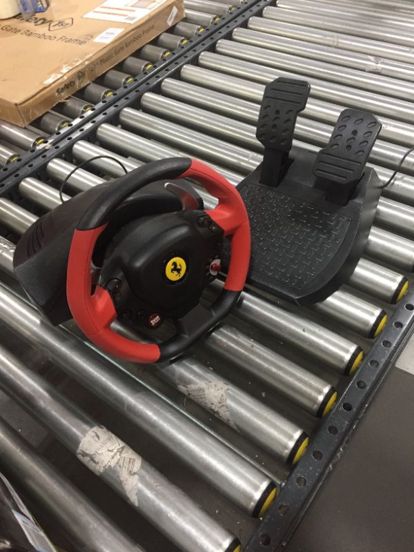 Photo 2 of Thrustmaster Ferrari 458 Spider Racing Wheel (Xbox Series X/S & One & Windows)