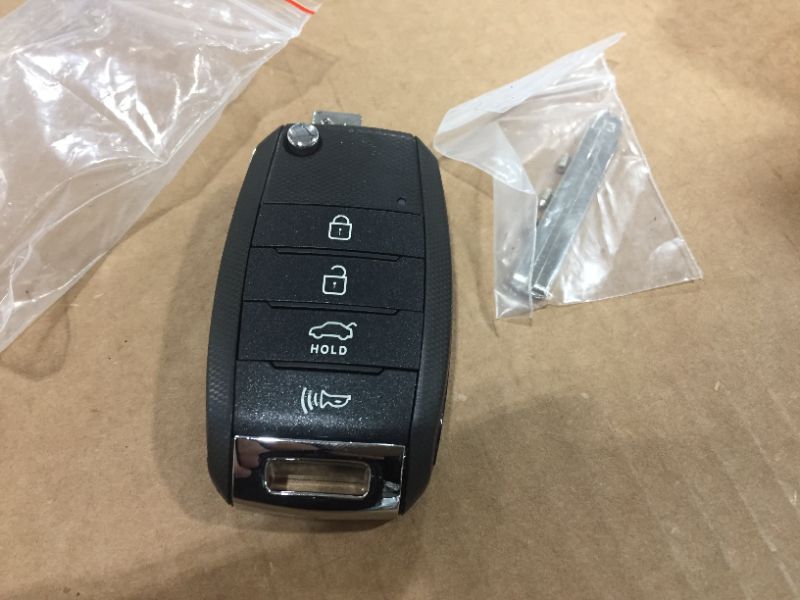 Photo 1 of FOLD OUT ELECTRIC PROGRAMMABLE CAR KEY FOB