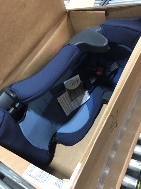 Photo 2 of Cosco Finale DX 2-in-1 Booster Car Seat