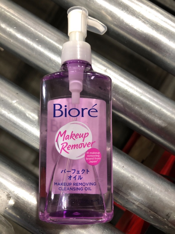 Photo 2 of Bioré J-Beauty Makeup Removing Cleansing Oil, Top Japanese Makeup Remover, Oil-Based Cleanser, 7.8 Ounces