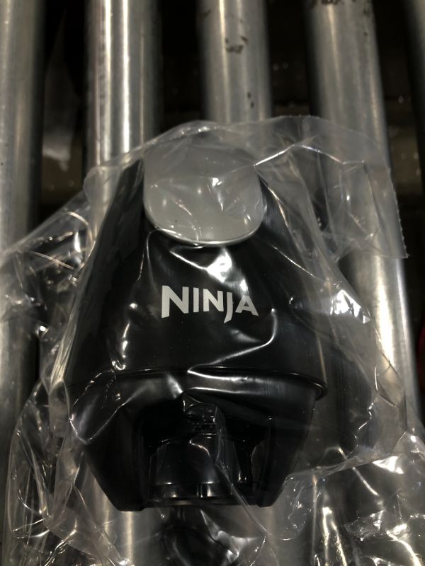 Photo 2 of Ninja Food And Drink Mixer 40 Oz.