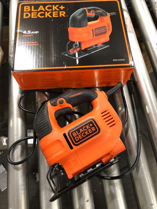 Photo 2 of BLACK+DECKER Jig Saw, 4.5 -Amp (BDEJS300C)
