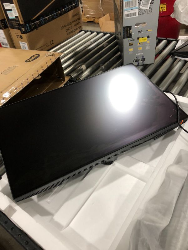 Photo 2 of PARTS! BenQ PD3220U 32 inch 4K Monitor IPS | HDR | AQCOLOR | Display P3 | DCI-P3 | sRGB|Rec.709 | Hotkey Puck G2 | Eye-Care | ICC sync | Thunderbolt 3 for Mac | Grey
