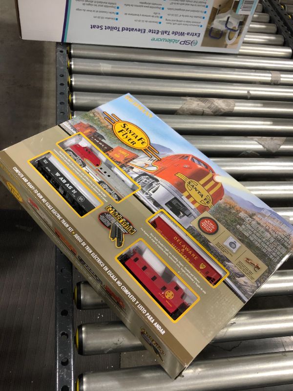 Photo 1 of Bachmann Trains - Santa Fe Flyer Ready To Run Electric Train Set - HO Scale Multicolor, 19.50 x 3.00 x 13.25 Inches
