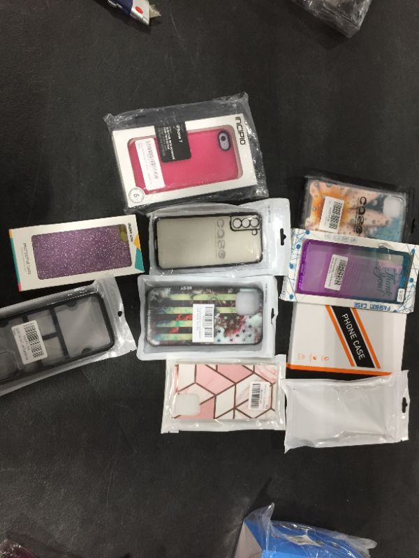 Photo 4 of BAG LOT- MISC PHONE CASES