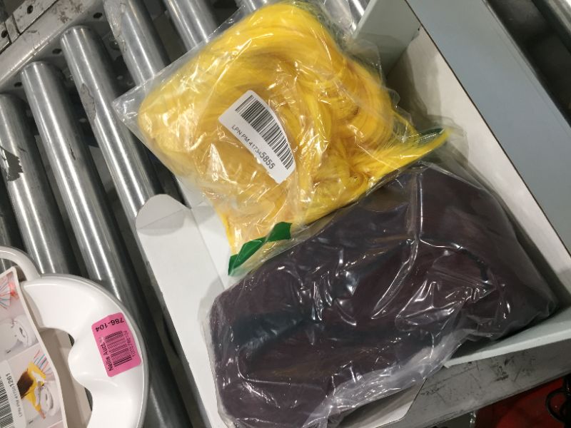 Photo 1 of burgundy and yellow wig box lot 